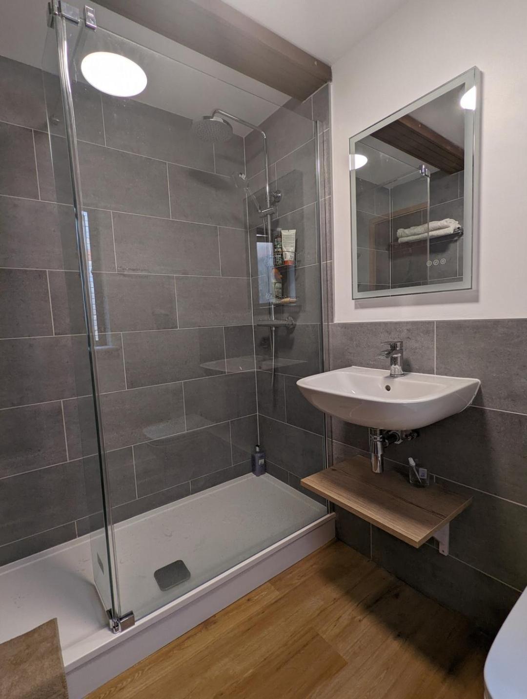 New Bright And Sunny Flat In Oxford City Centre Exterior photo
